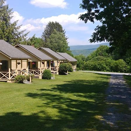 Serenity Motel Шафтсбері Екстер'єр фото