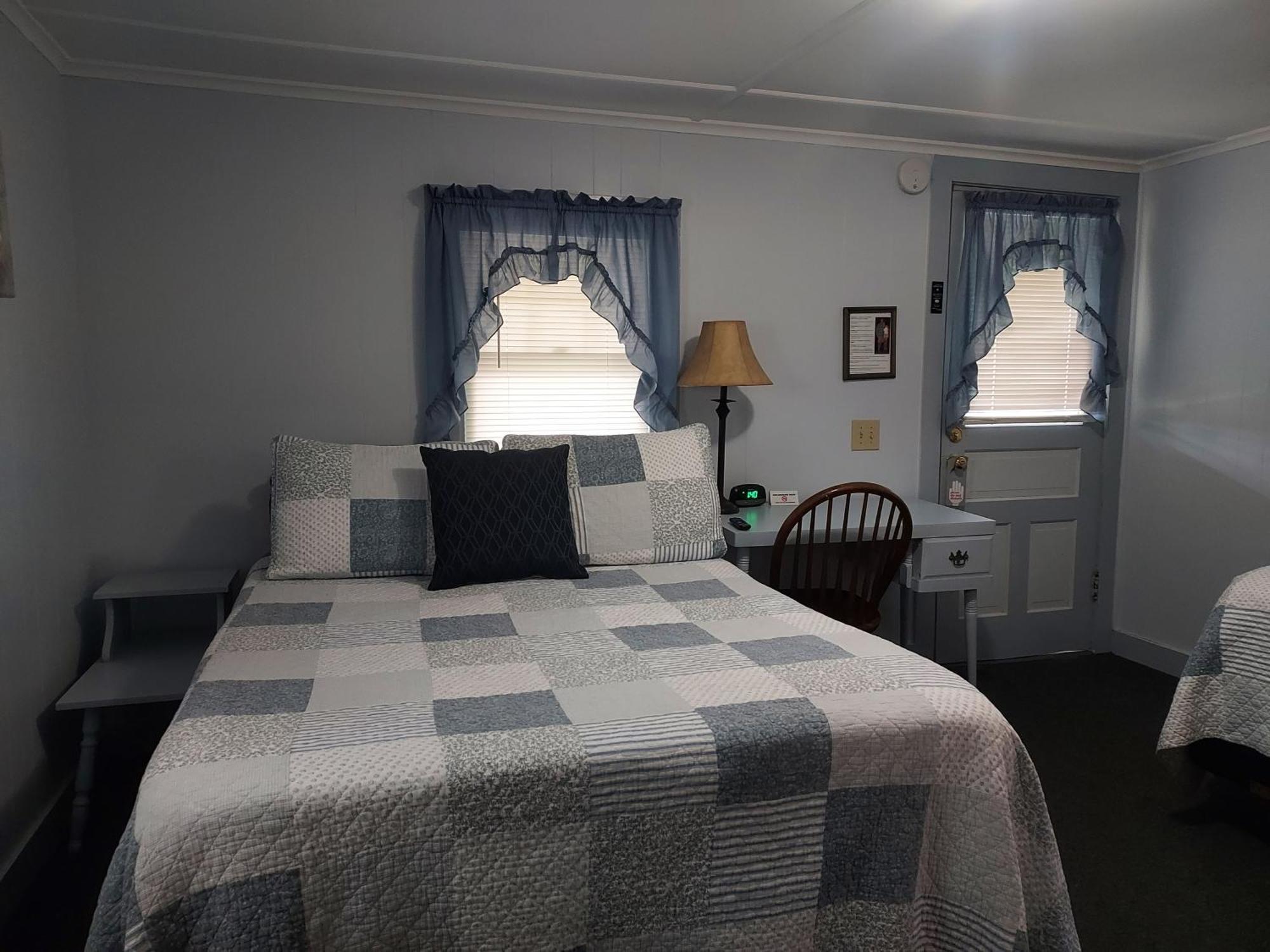 Serenity Motel Шафтсбері Екстер'єр фото